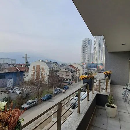 T20 Апартаменты *